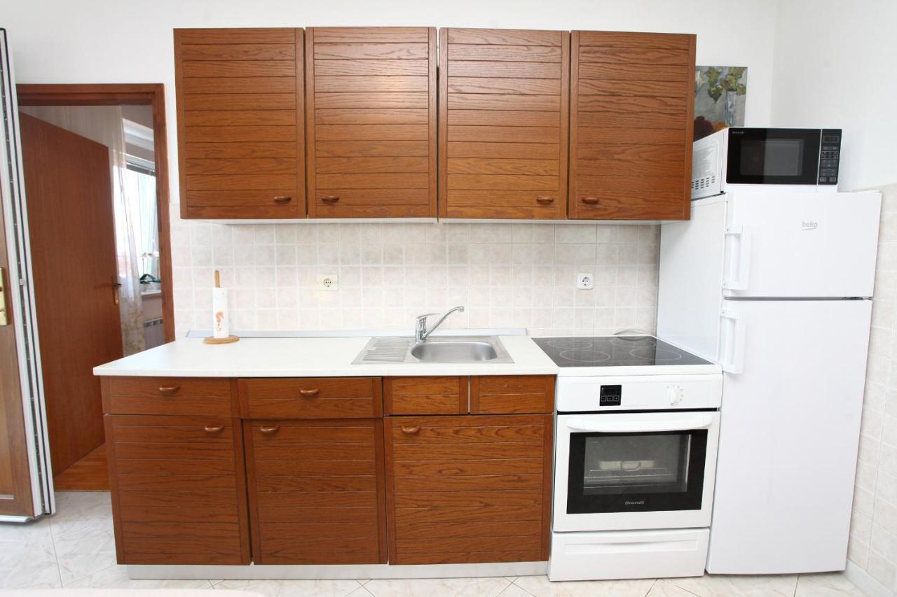 Gorgo Apartment